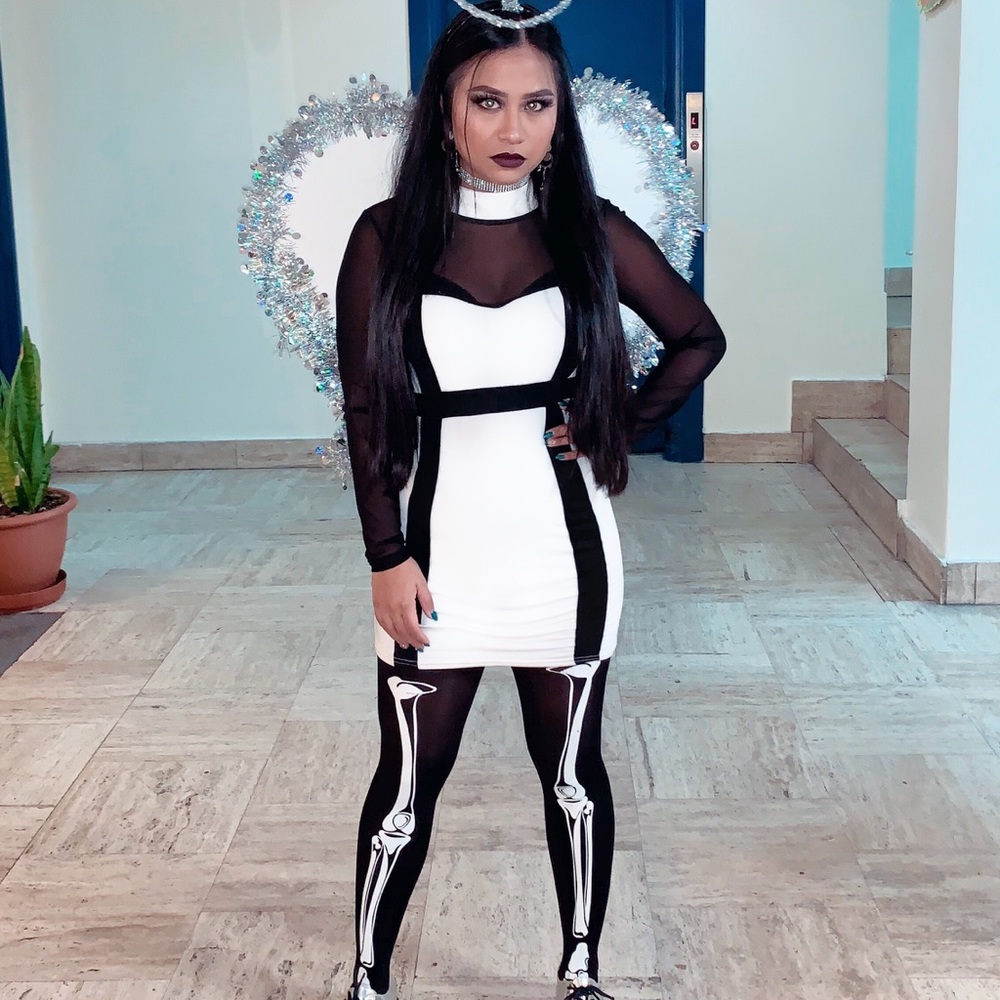 Black and white dress including skull leggings - Picture 1 of 3